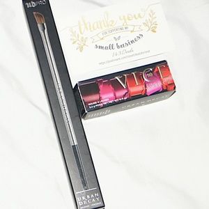 ♥️ 2 Urban Decay